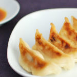 香蘭 餃子 サイドにタレ