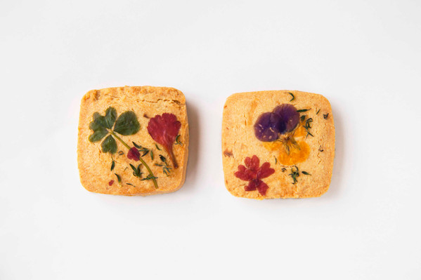 フラワーシャワー