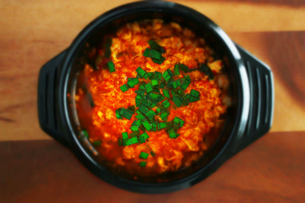 オリジナル辛麺ギフトセットの〆の雑炊