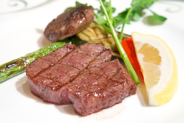 オリーブ牛　ランプステーキ　カット