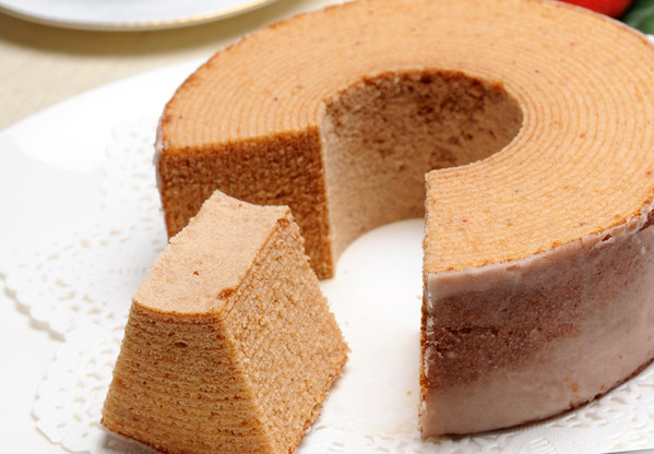 畑のいちごバウム