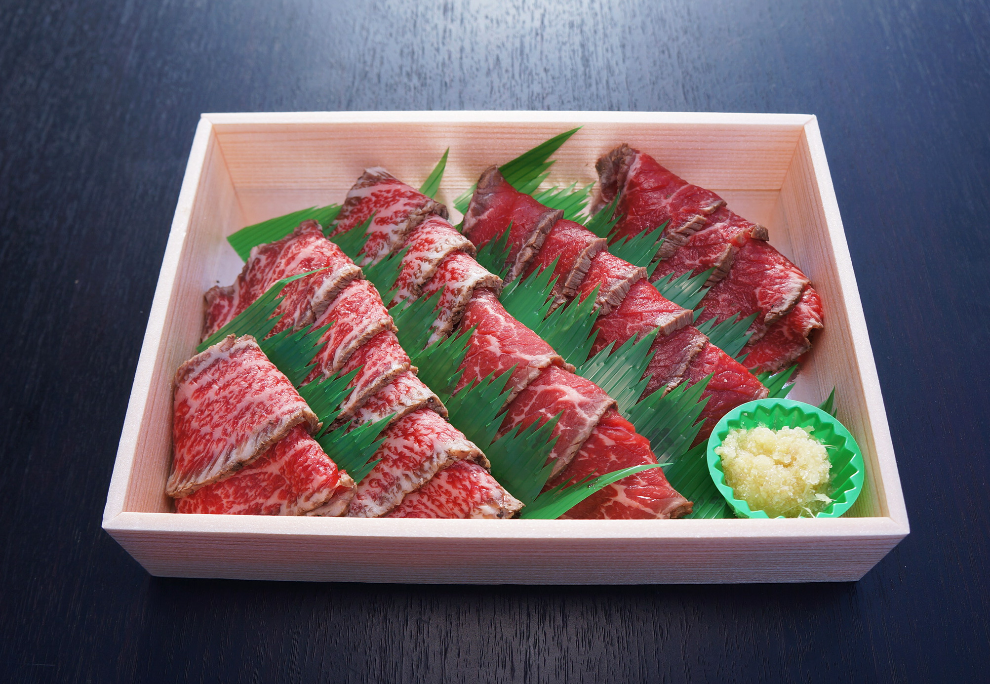 近江牛通販かねきち／近江牛特選和風とろ生ローストビーフのパッケージ画像