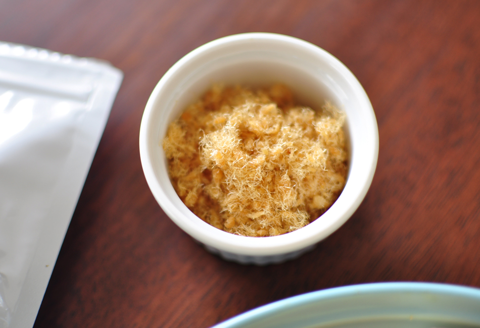 鯛と鰆と鯖そぼろ　日本料理　花菱　ふわふわ