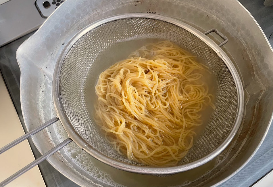 ゼンブヌードル 細麺（4食×2）　ZENB　茹でる