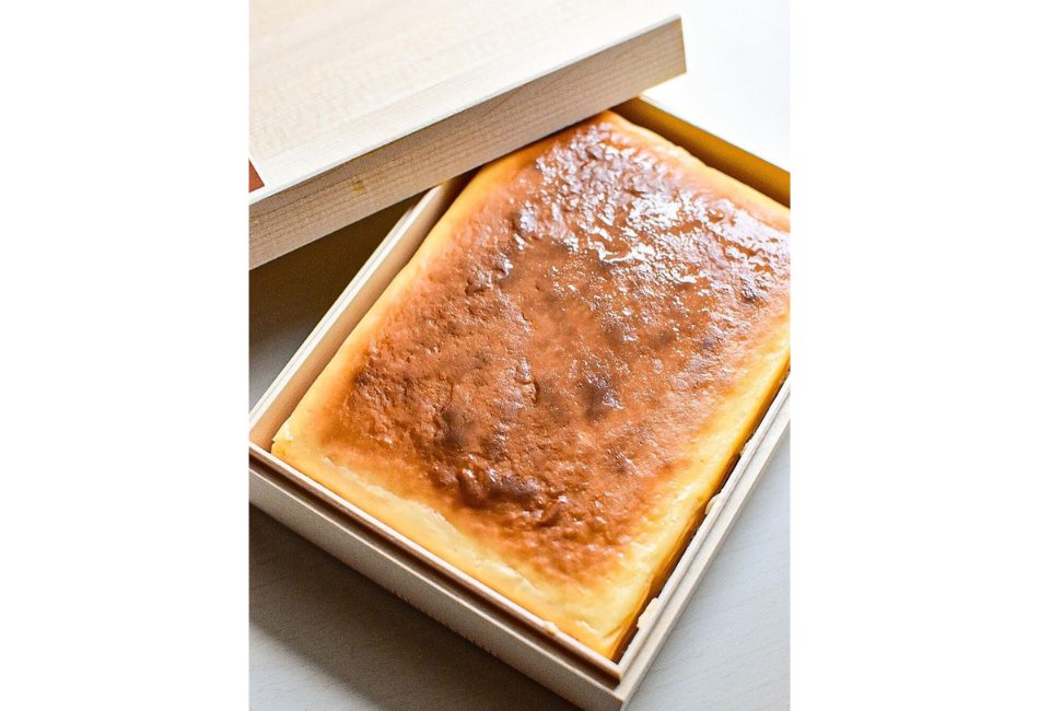 武蔵野茶房 特製焼チーズケーキ【木箱入】
