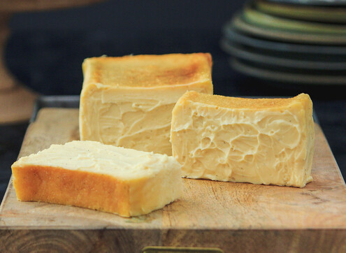 とろ生チーズケーキ／toroa（トロア）