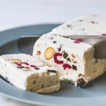 ベリーとピスタチオのカッサータ tailor