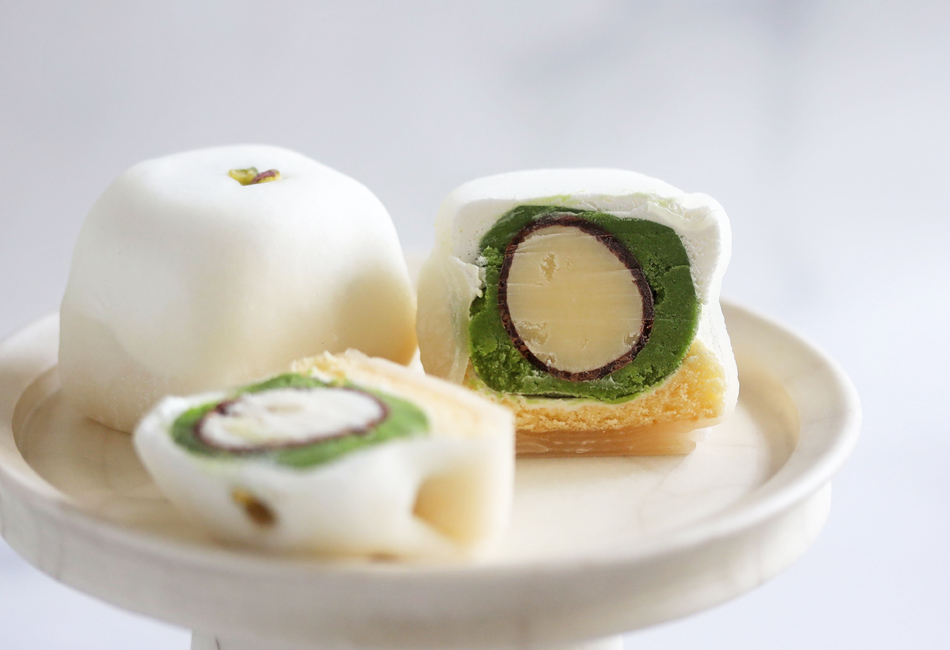 ピスタチオチーズクリーム大福　RUNNY CHEESE（ラニーチーズ）　6つの層