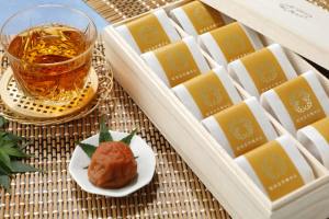 紀州五代梅の心 10粒　木箱／紀州梅専門店 五代庵オンラインショップ