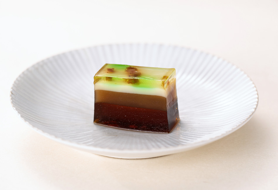 コーヒーゼリーの「花ようかん」　七條甘春堂