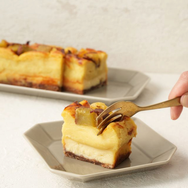 プレミアム蜜芋スイートポテトチーズケーキ／紅はるか焼芋専門店　紅茶房