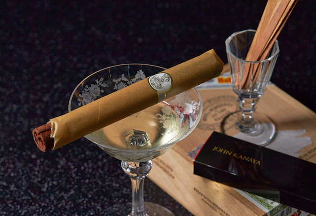 葉巻ショコラ シャンパーニュ（ナポレオン）／JOHN KANAYA（ジョンカナヤ）