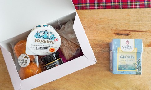 アフタヌーンティーセット Tea for Two　Tomi's Shortbread House（トミーズショートブレッドハウス）