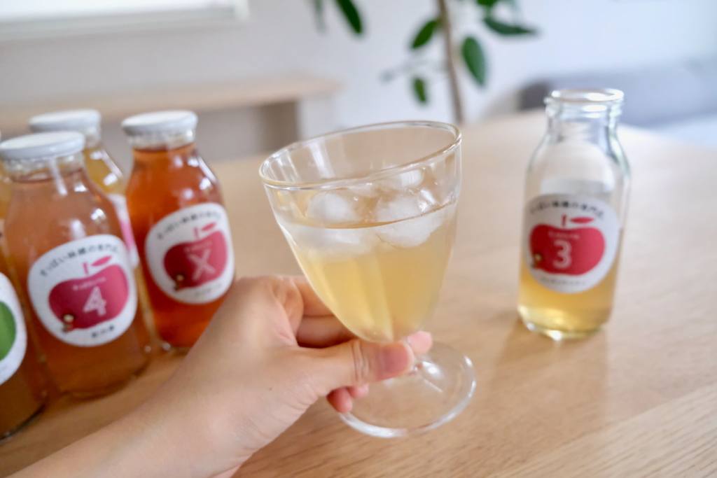 飲み比べが楽しいりんごジュース６本セット／すっぱい林檎の専門店。