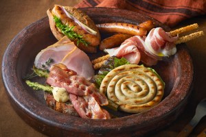 燻やの定番ハム・ソーセージ6点セット　燻や