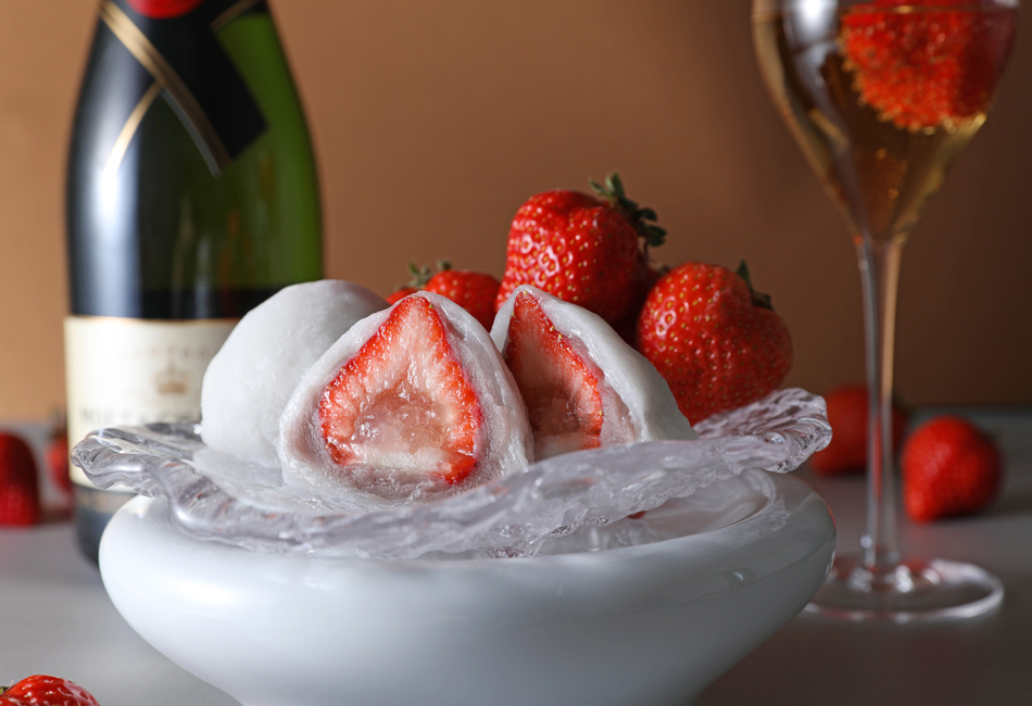 シャンパンいちご大福　黒あん　6個入り　reverence（レヴェランス）WEB本店