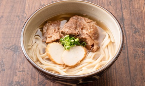 うるまるそば（沖縄そば）　EVERY MEAL MARKET（エブリミールマーケット）