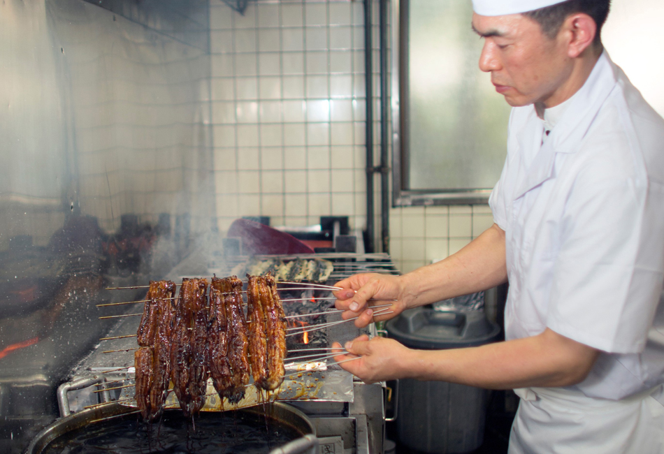 三河一色産うなぎの炭火焼 3尾　日本料理 小伴天　