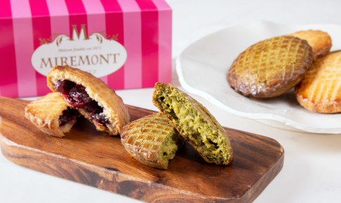 抹茶のガトーバスクと黒さくらんぼのガトーバスク　MIREMONT & MAISON D'AHNI（ミルモン＆メゾン・ダーニ）