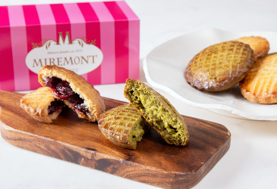 抹茶のガトーバスクと黒さくらんぼのガトーバスク　MIREMONT & MAISON D'AHNI（ミルモン＆メゾン・ダーニ）