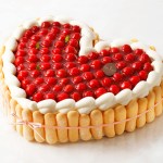 特注ハート型シュス木苺レアチーズケーキ 直径14cm(1〜2人用) 洋菓子店カサミンゴー