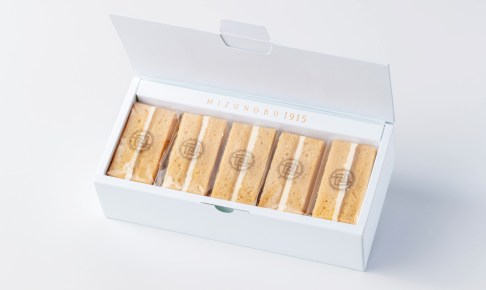 バナナヴィクトリアケーキ（5個）　横浜水信（よこはまみずのぶ）