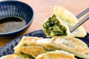 餃子専門店 茶びん　茶びんの餃子（50個入り）＆華柚子胡椒 1瓶